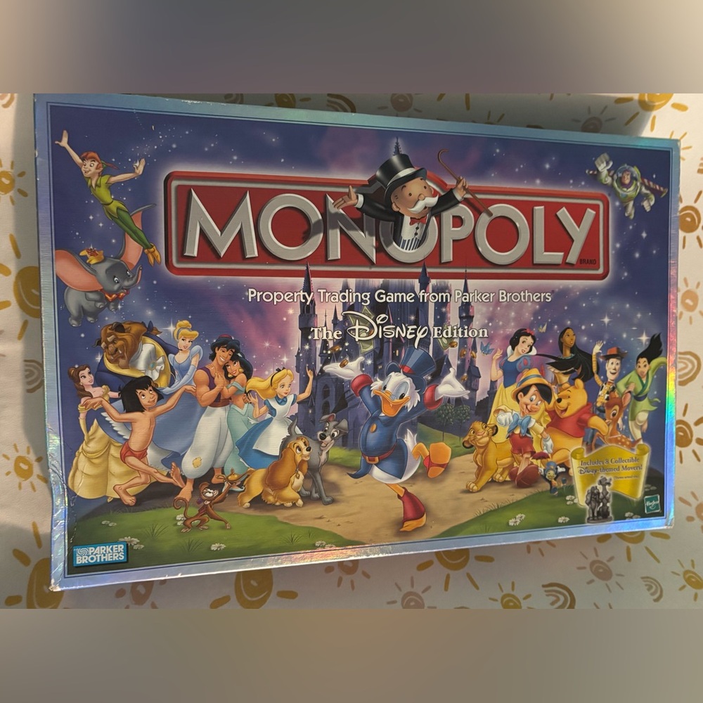 Vintage 2001 Disney Monopoly Parker Brothers 8 Collectible Movers Castles